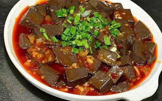 羊血禁忌人群与作用功效_什么人不能吃 不宜同吃食物